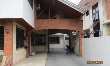 House for rent in Cebu City, Gated in Banilad close to I.t Park, 4-br