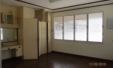 House for rent in Cebu City, Gated in Banilad close to I.t Park, 4-br
