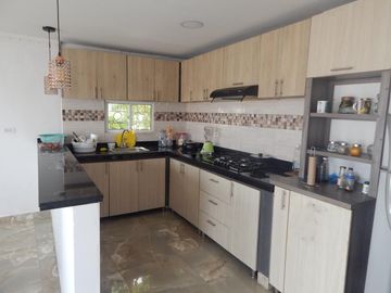 casa-local en venta en san roque. Cod V88006