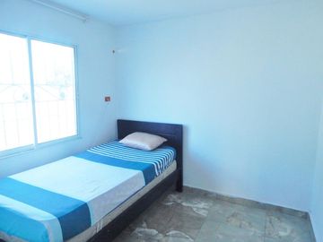 casa-local en venta en san roque. Cod V88006
