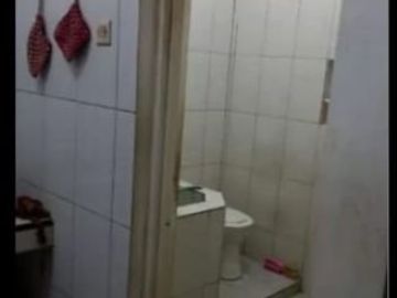 Dijual Cepat Rumah 2 Lantai Lokasi di Mulyosari Tengah, Surabaya