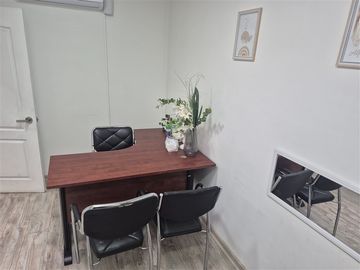 Arriendo oficina en Los Andes