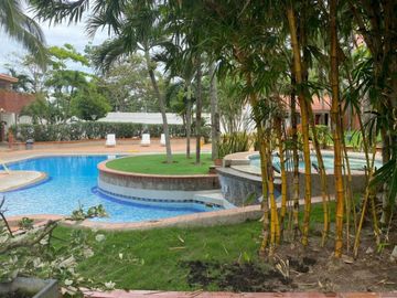 casa condominio en venta en villa campestre. Cod V100847