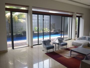 Dijual Rumah Bukit Terrace Golf BSD City Tangerang Baru Besar Mewah Dengan Swimming Pool Siap Huni