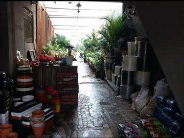 CASA 4 AMB. + LOCAL+ GALPON + GARAGE - Excelente