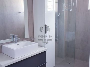 Best Luxury Condo/Apartmenttel For Sale in Boracay - 3 Bedroom Penthouse