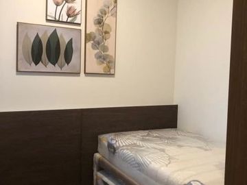 Disewakan apartemen Marigold Nava Park, BSD CIty-Tangerang - 2 Bedroom Full Furnish Lantai Rendah - Bagus Baru!