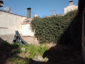 BARRIO BOMBAL, SOBRE AMEGHINO