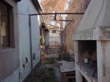 BARRIO BOMBAL, SOBRE AMEGHINO