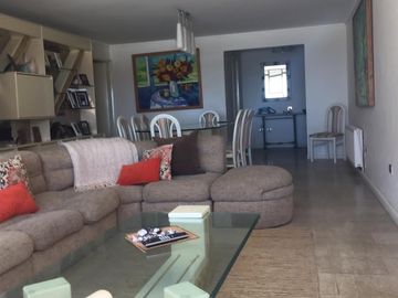 Vista al mar despejada y terraza de 34M2