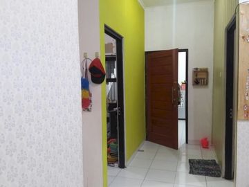 RUMAH SIAP HUNI DI KOTA BANDUNG HARGA BISA NEGO ADA DAK CUCI JEMUR BISA JADIKAN LANTAI 2