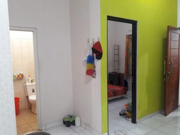 RUMAH SIAP HUNI DI KOTA BANDUNG HARGA BISA NEGO ADA DAK CUCI JEMUR BISA JADIKAN LANTAI 2