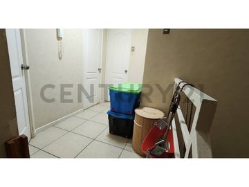 Gran departamento dúplex sector norte 4D+3B