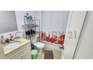 Gran departamento dúplex sector norte 4D+3B