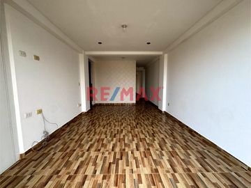 Venta de Departamento vista a la calle mas Cochera Independiente! en Urb. Las Quintanas rodeado de lindos parques!
Ubicado en zona céntrica cerca de