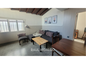 PH DE 5 AMBIENTES EN BARRIO LAS AVENIDAS