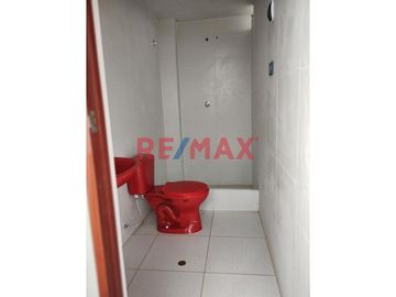 🏡 ¡SE VENDE CASA DE 3 PISOS EN AV. EL CORTIJO, URB. LAS FLORES DE SAN ISIDRO!

📍 Ubicación: Avenida El Cortijo, Urb. Las Flores de San Isidro

¡Id