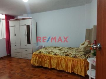 🏡 ¡SE VENDE CASA DE 3 PISOS EN AV. EL CORTIJO, URB. LAS FLORES DE SAN ISIDRO!

📍 Ubicación: Avenida El Cortijo, Urb. Las Flores de San Isidro

¡Id