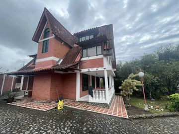 finca en venta en lago calima. Cod V14892