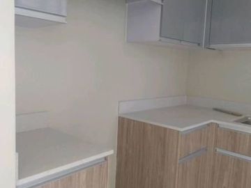 AVAILABLE @THE SIGNATURE 139.99sqm 3BR W/BALCONY & LEDGE
