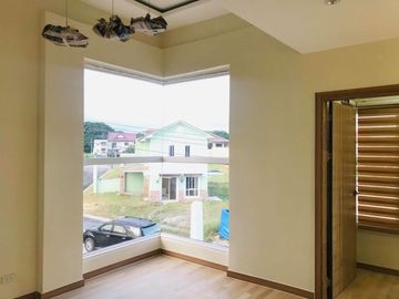 4 Bedroom Brandnew 2-Storey House & Lot w/pool 4 SALE in Angeles City near Clark