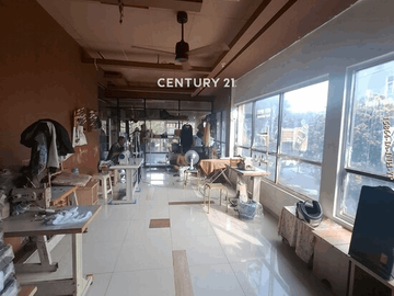 Disewakan Ruko Bekas Dunkin Di Area Pesanggrahan