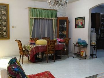 Rumah Hook 2 Lantai Siap Huni. Pondok Betung Tangerang Selatan