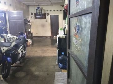 Rumah Dengan 6 KT Di Tebet Barat Jakarta Selatan - LT 5151
