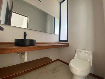 Casa en Venta - Parque Quintana Roo - Lomas de Angelopolis III