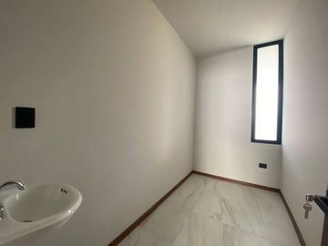 Casa en Venta - Parque Quintana Roo - Lomas de Angelopolis III