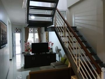 Rumah Cantik Dan Rapi, Hadap Timur Di Graha Raya Bintaro - GB 6738