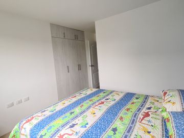 Venta de Casa Modelo Marina en Urb. Casa Laguna, Samborondon, cerca de Plaza Lagos, C.C. Dorado.
