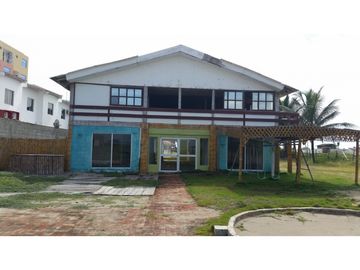 VENDO HOTEL CON ACCESO AL MAR VILLAMIL PLAYAS. (HOTEL DISCOVERY)