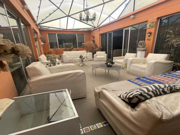 VENTA DE PRESTIGIOSA RESIDENCIA EN ZONA DE MONTERRICO NORTE