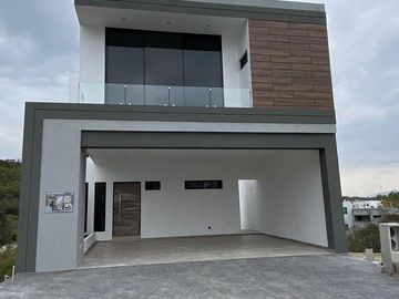 Casa en venta en Alamosur, Santiago (Carretera Nacional)