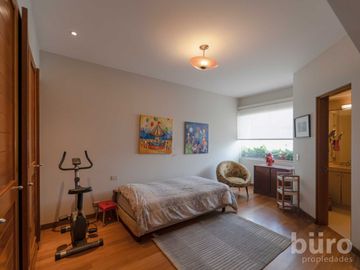 HERMOSO Y AMPLIO DUPLEX FRENTE A PARQUE CERCA AL PENTAGONITO