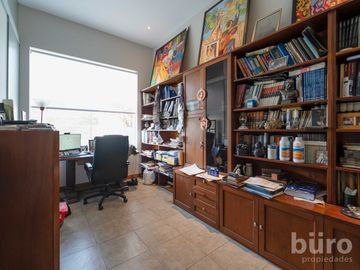 HERMOSO Y AMPLIO DUPLEX FRENTE A PARQUE CERCA AL PENTAGONITO