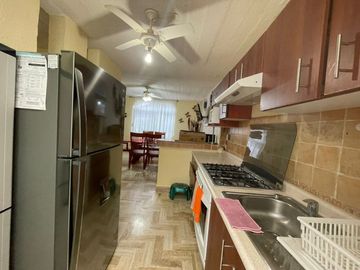 VILLA AMUEBLADA EN EN RENTA EN CONDOMINIO EN COSTA AZUL A 1 CALLE DE COSTERA