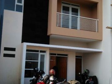 RUMAH MEWAH 2 LANTAI DI PERMANA CIMAHI, EXCLUSIVE HANYA 7 UNIT SAJA
