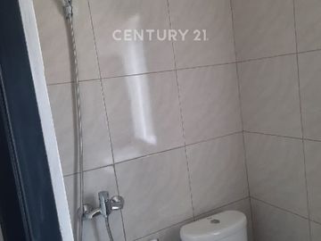 Disewakan Rumah XYZ , Asri, Nyaman, Aman, Di Lippo Cikarang