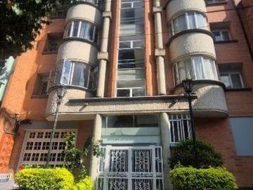 apartaestudio en venta en laureles. Cod V6806