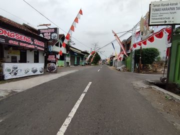 Tepi Jalan Aspal, Tanah Perumahan Jl Kaliurang Km 10: SHM