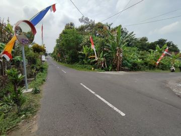 Tepi Jalan Aspal, Tanah Perumahan Jl Kaliurang Km 10: SHM