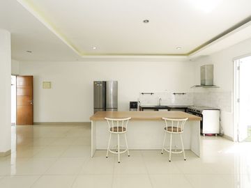 Rumah Terawat 14 Menit ke Gerbang Tol Jati Asih 2 Hadap Timur J-46505