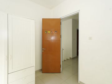 Rumah Terawat 14 Menit ke Gerbang Tol Jati Asih 2 Hadap Timur J-46505