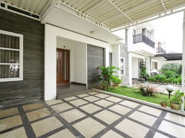 Rumah Terawat 14 Menit ke Gerbang Tol Jati Asih 2 Hadap Timur J-46505