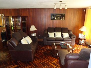 SE VENDE CASA EN URB. CHAMA - SURCO