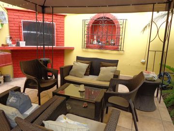 SE VENDE CASA EN URB. CHAMA - SURCO
