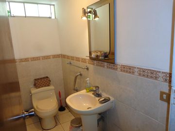 SE VENDE CASA EN URB. CHAMA - SURCO