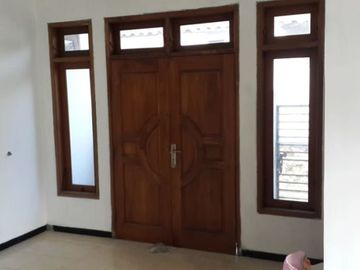 Di jual rumah jalan sambisari, surabaya barat